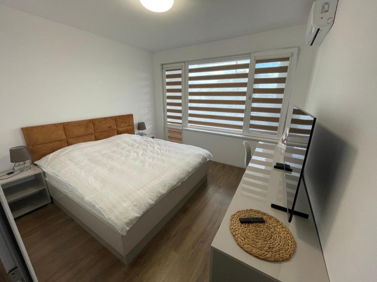 Dety'S Apartment Burgas Luaran gambar